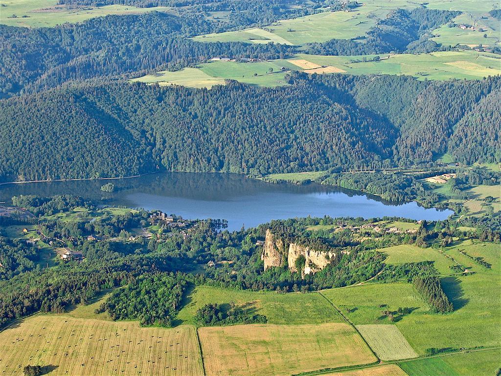 Les Chenets Villa Chambon-sur-Lac Exterior foto